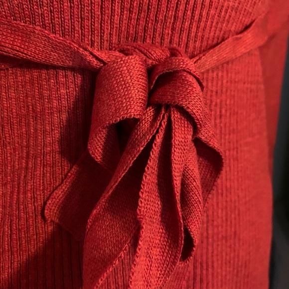 REDDISH ORANGE OFF THE SHOULDERS SWEATER TIE TOP - Picture 7 of 10